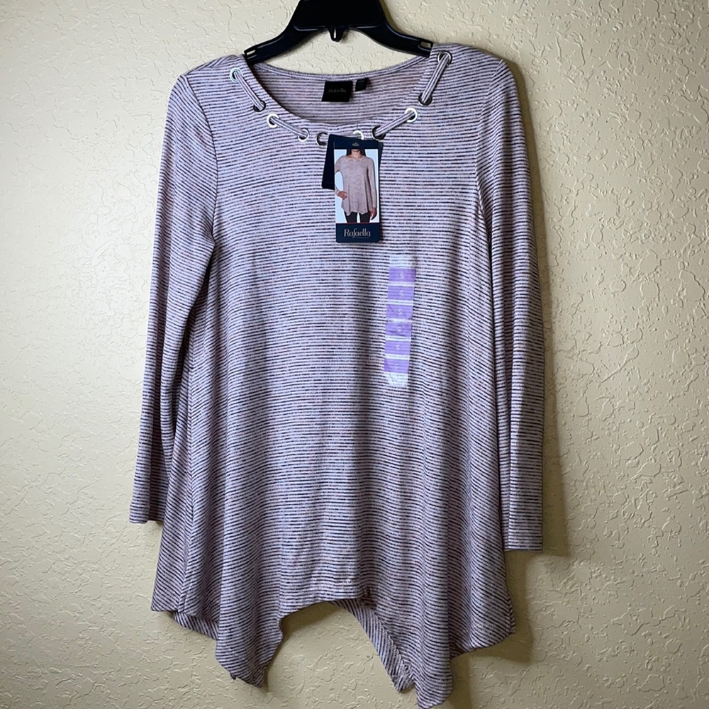 Rafaella long sleep top